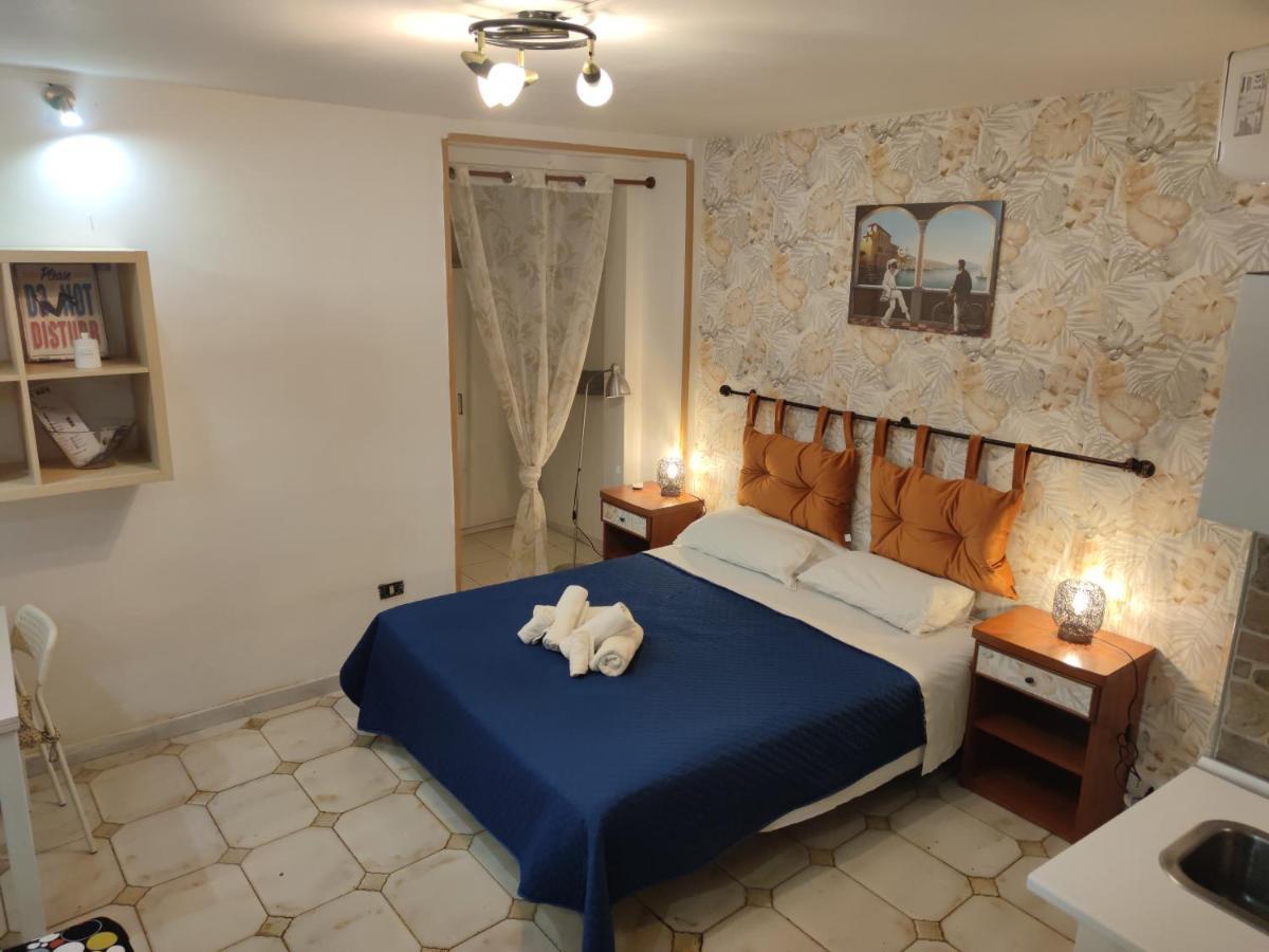 Case Vacanza Pistorius Napoli Esterno foto